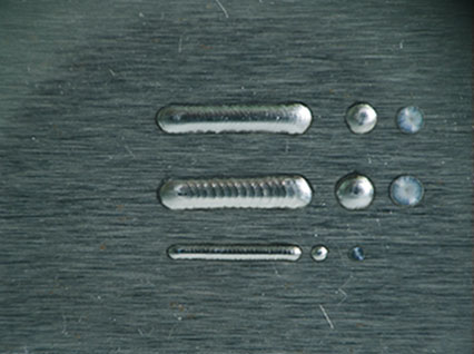 <a href='http://www.shyunfei.cn/product/3.htm' class='text_a'>模具激光焊機</a>修復鏡面模具效果